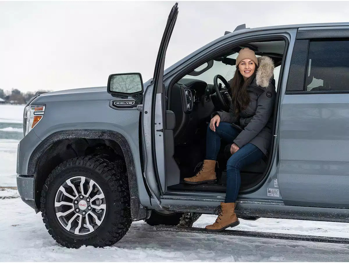 RealTruck AMP Research PowerStep to suit 2023+ Chev 2500