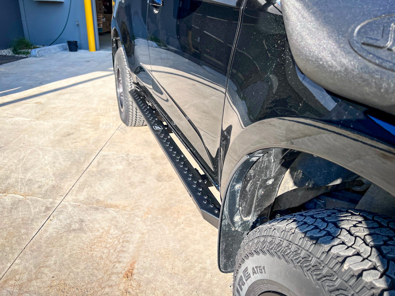 Isuzu MUX rock sliders
