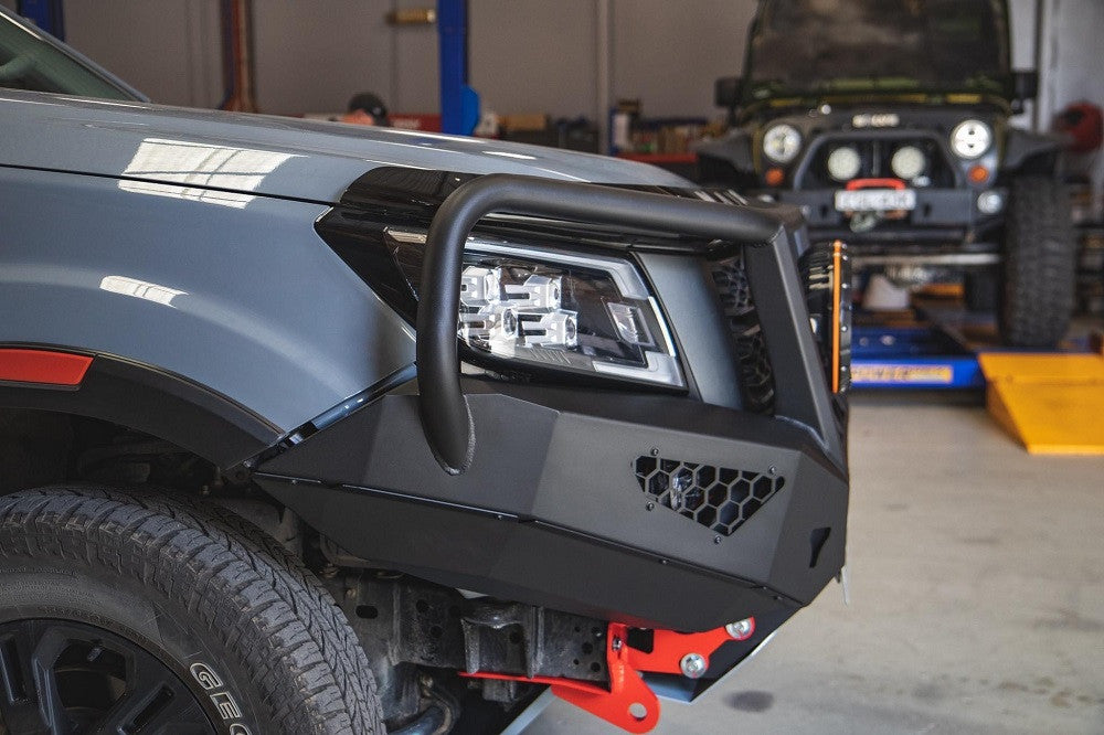 Offroad Animal Toro bar for Navara NP30