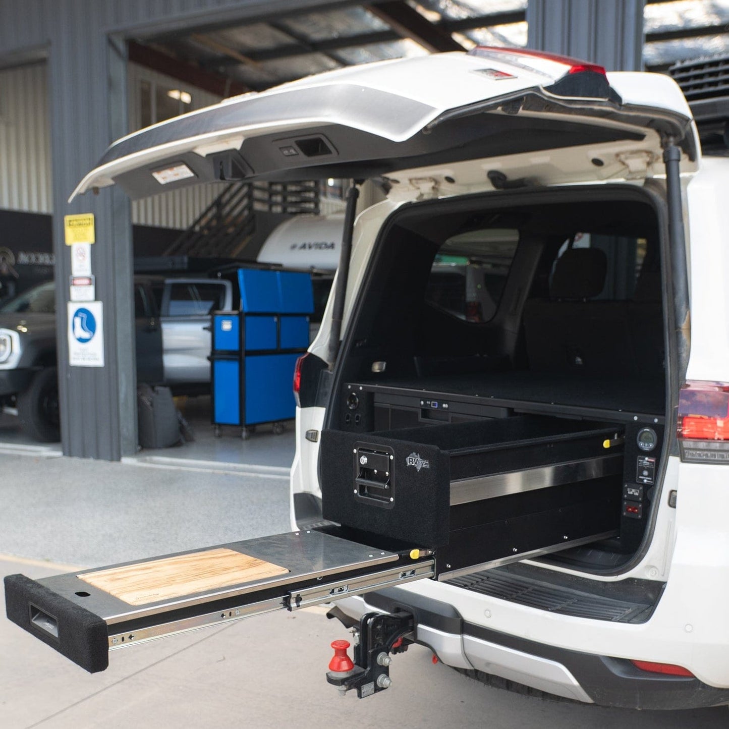 RVSS Signature Series The Evakool Weekender Plus to Suit Toyota Land Cruiser 300 Series & EvaKool 40l Drawer Fridge